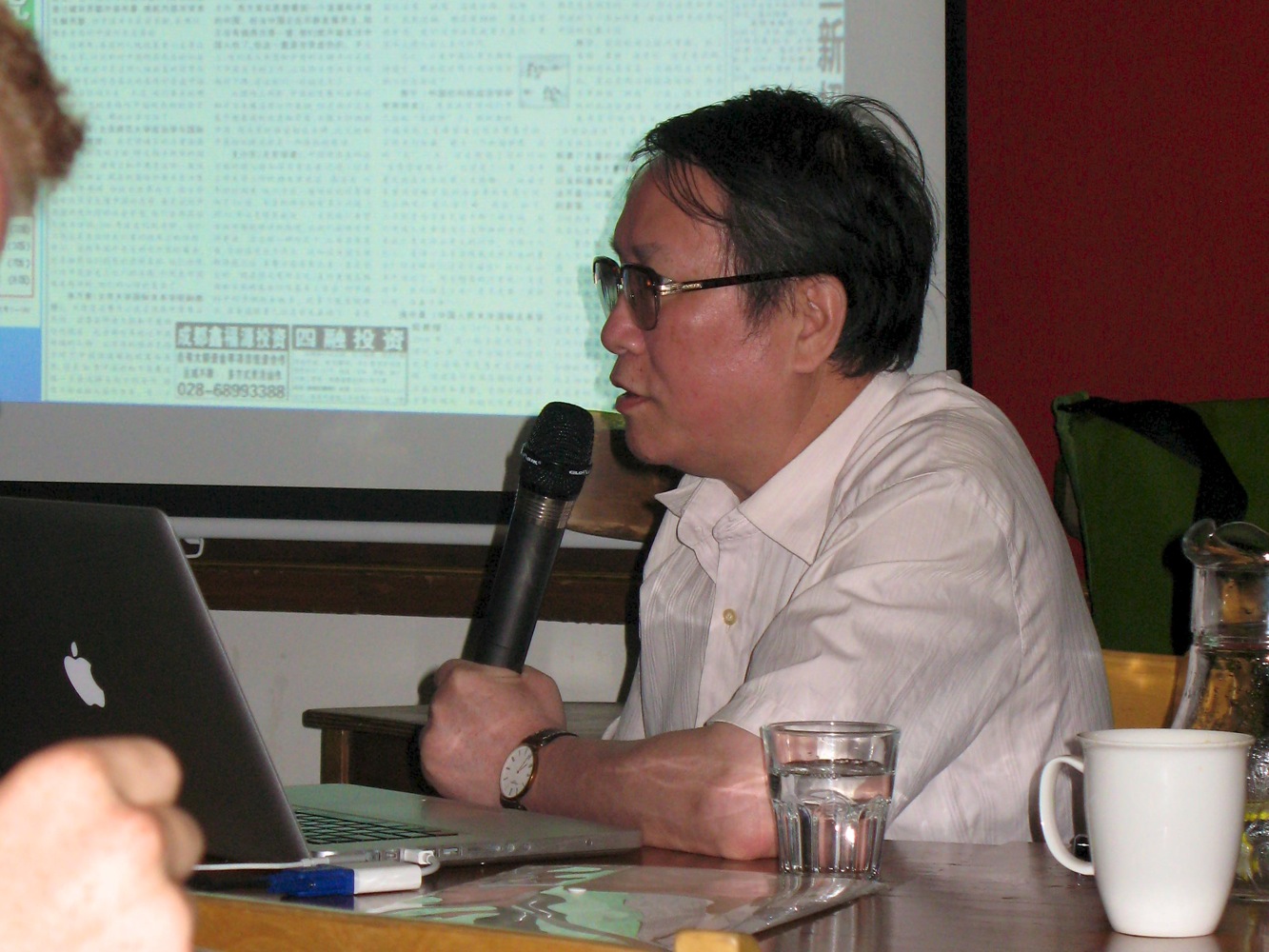 2012-06-NewEuroConf_QinHui2